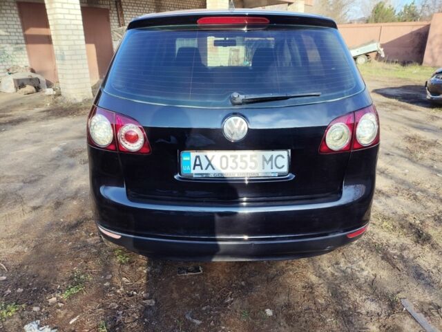 Черный Фольксваген Гольф Плюс, объемом двигателя 1.6 л и пробегом 186 тыс. км за 4999 $, фото 4 на Automoto.ua