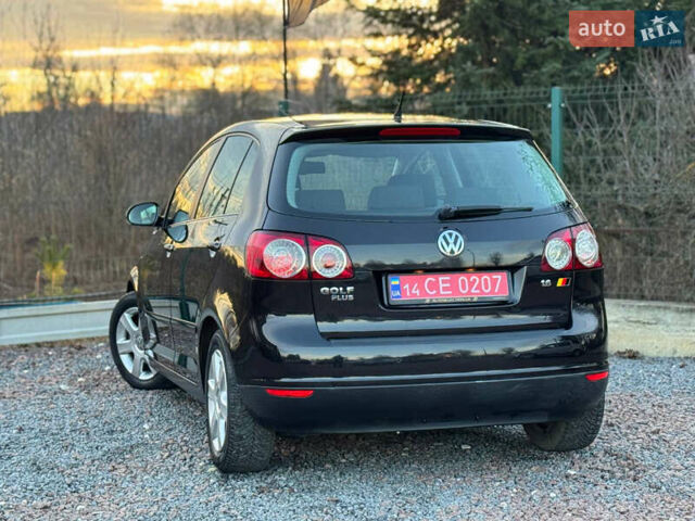Черный Фольксваген Гольф Плюс, объемом двигателя 1.6 л и пробегом 160 тыс. км за 5999 $, фото 27 на Automoto.ua