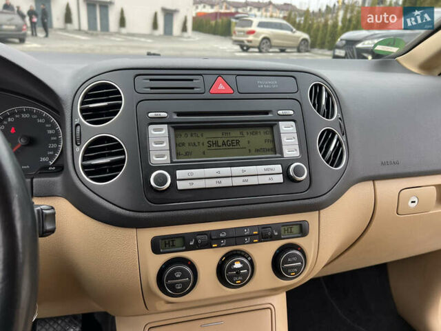 Чорний Фольксваген Golf Plus, об'ємом двигуна 1.6 л та пробігом 225 тис. км за 7799 $, фото 26 на Automoto.ua