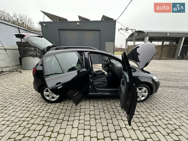 Черный Фольксваген Гольф Плюс, объемом двигателя 1.6 л и пробегом 165 тыс. км за 7350 $, фото 36 на Automoto.ua