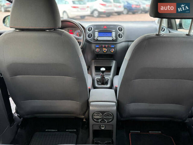 Фольксваген Гольф Плюс 2007 в Дрогобыче на Automoto.ua Черный Фольксваген Гольф Плюс, объемом двигателя 1.6 л и пробегом 153 тыс. км за 6190 $, фото 48 на Automoto.ua