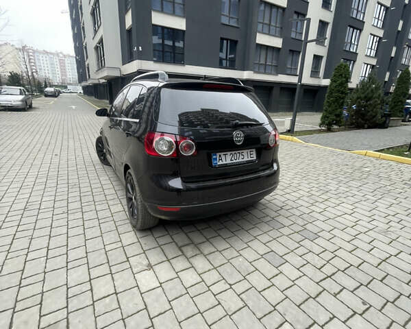 Черный Фольксваген Гольф Плюс, объемом двигателя 2 л и пробегом 267 тыс. км за 7800 $, фото 4 на Automoto.ua