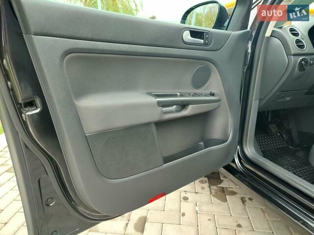 Черный Фольксваген Гольф Плюс, объемом двигателя 1.4 л и пробегом 129 тыс. км за 6499 $, фото 57 на Automoto.ua