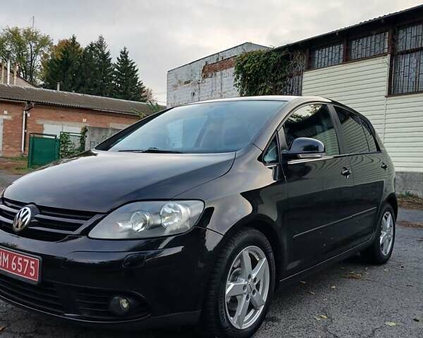 Черный Фольксваген Гольф Плюс, объемом двигателя 1.6 л и пробегом 174 тыс. км за 6399 $, фото 1 на Automoto.ua