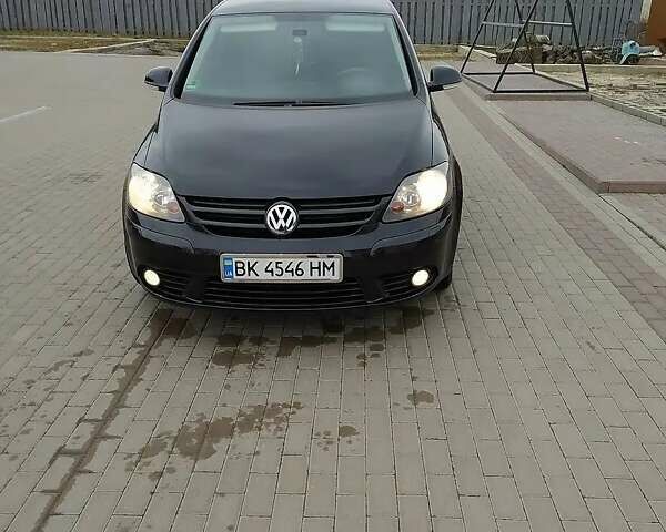 Черный Фольксваген Гольф Плюс, объемом двигателя 1.39 л и пробегом 265 тыс. км за 6900 $, фото 23 на Automoto.ua