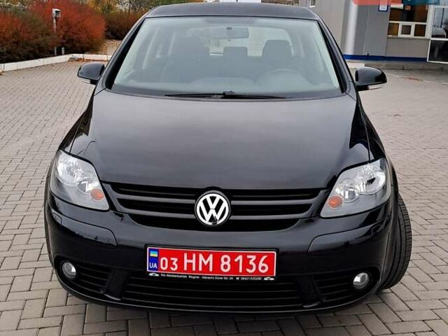 Черный Фольксваген Гольф Плюс, объемом двигателя 1.6 л и пробегом 192 тыс. км за 6850 $, фото 5 на Automoto.ua