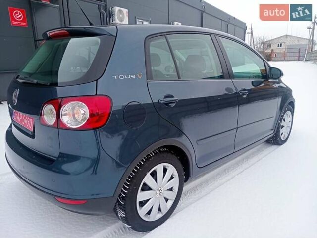 Чорний Фольксваген Golf Plus, об'ємом двигуна 1.4 л та пробігом 206 тис. км за 6459 $, фото 3 на Automoto.ua