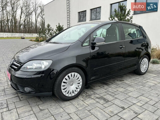 Черный Фольксваген Гольф Плюс, объемом двигателя 1.6 л и пробегом 249 тыс. км за 5850 $, фото 8 на Automoto.ua