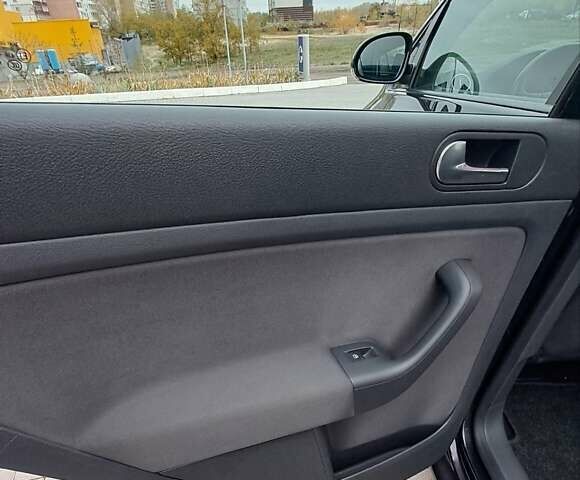 Чорний Фольксваген Golf Plus, об'ємом двигуна 1.6 л та пробігом 194 тис. км за 6800 $, фото 19 на Automoto.ua