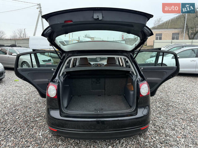 Черный Фольксваген Гольф Плюс, объемом двигателя 1.6 л и пробегом 250 тыс. км за 6350 $, фото 30 на Automoto.ua