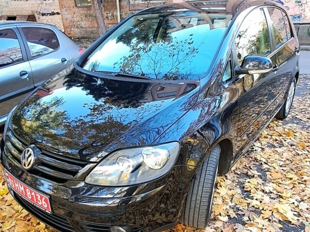 Черный Фольксваген Гольф Плюс, объемом двигателя 1.6 л и пробегом 192 тыс. км за 6850 $, фото 8 на Automoto.ua