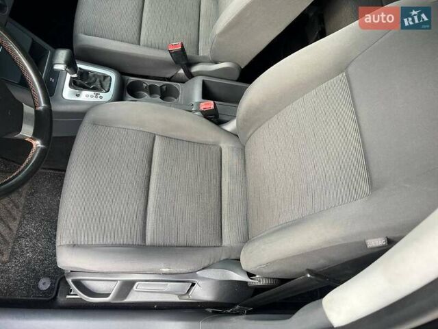 Черный Фольксваген Гольф Плюс, объемом двигателя 1.6 л и пробегом 269 тыс. км за 5950 $, фото 29 на Automoto.ua