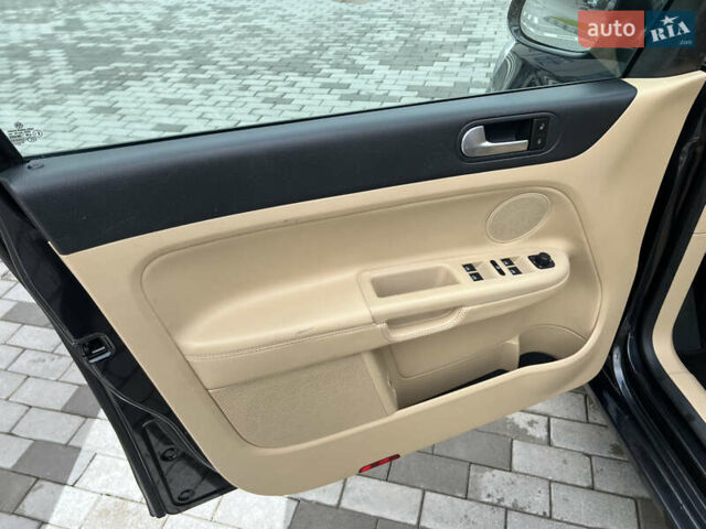 Чорний Фольксваген Golf Plus, об'ємом двигуна 1.6 л та пробігом 225 тис. км за 7799 $, фото 24 на Automoto.ua