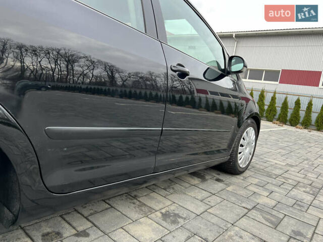 Черный Фольксваген Гольф Плюс, объемом двигателя 1.6 л и пробегом 249 тыс. км за 5850 $, фото 33 на Automoto.ua