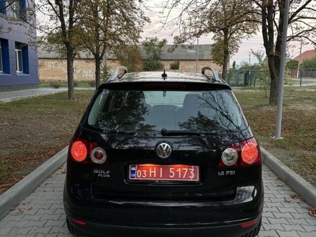 Черный Фольксваген Гольф Плюс, объемом двигателя 1.6 л и пробегом 71 тыс. км за 7499 $, фото 6 на Automoto.ua