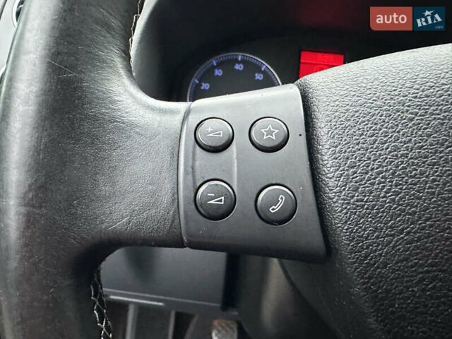 Черный Фольксваген Гольф Плюс, объемом двигателя 1.6 л и пробегом 165 тыс. км за 7350 $, фото 46 на Automoto.ua