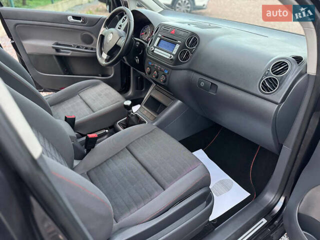 Фольксваген Гольф Плюс 2007 в Дрогобыче на Automoto.ua Черный Фольксваген Гольф Плюс, объемом двигателя 1.6 л и пробегом 153 тыс. км за 6190 $, фото 52 на Automoto.ua