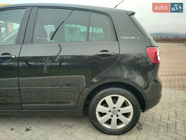 Черный Фольксваген Гольф Плюс, объемом двигателя 1.4 л и пробегом 129 тыс. км за 6499 $, фото 31 на Automoto.ua