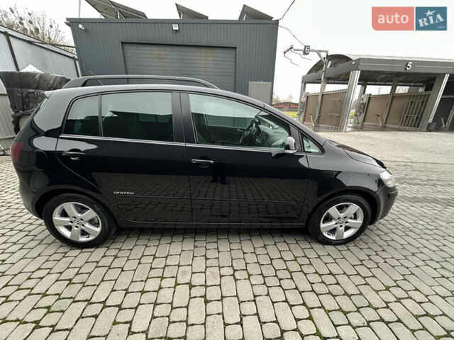 Черный Фольксваген Гольф Плюс, объемом двигателя 1.6 л и пробегом 165 тыс. км за 7350 $, фото 32 на Automoto.ua