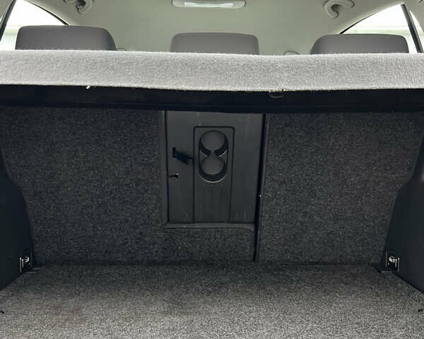 Черный Фольксваген Гольф Плюс, объемом двигателя 1.6 л и пробегом 249 тыс. км за 5850 $, фото 37 на Automoto.ua