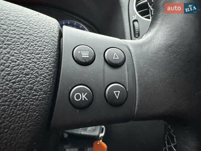 Черный Фольксваген Гольф Плюс, объемом двигателя 1.6 л и пробегом 165 тыс. км за 7350 $, фото 47 на Automoto.ua