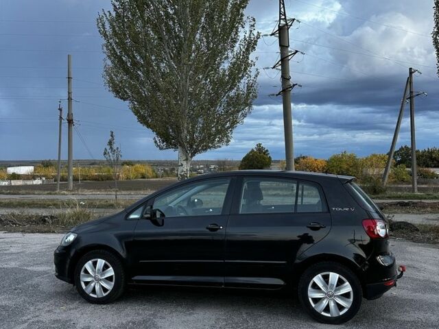 Черный Фольксваген Гольф Плюс, объемом двигателя 1.6 л и пробегом 89 тыс. км за 6700 $, фото 10 на Automoto.ua