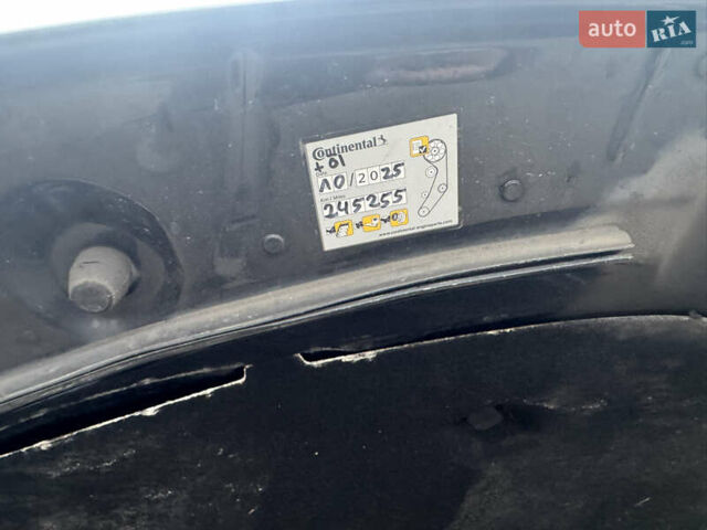 Черный Фольксваген Гольф Плюс, объемом двигателя 1.6 л и пробегом 245 тыс. км за 5500 $, фото 16 на Automoto.ua