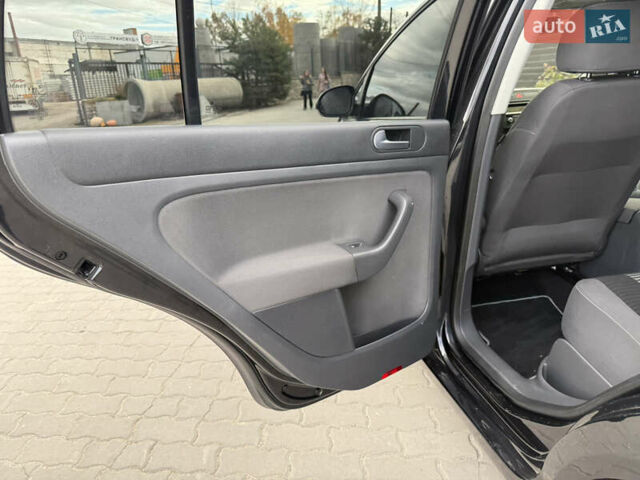 Фольксваген Гольф Плюс 2007 в Тернополе на Automoto.ua Черный Фольксваген Гольф Плюс, объемом двигателя 1.6 л и пробегом 238 тыс. км за 6200 $, фото 36 на Automoto.ua