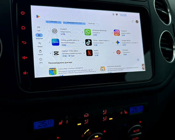 Черный Фольксваген Гольф Плюс, объемом двигателя 1.6 л и пробегом 190 тыс. км за 6900 $, фото 19 на Automoto.ua