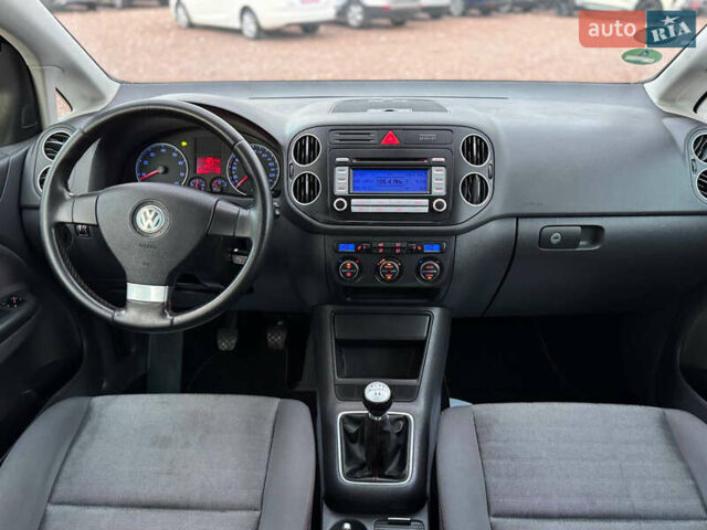 Фольксваген Гольф Плюс 2007 в Дрогобыче на Automoto.ua Черный Фольксваген Гольф Плюс, объемом двигателя 1.6 л и пробегом 153 тыс. км за 6190 $, фото 58 на Automoto.ua