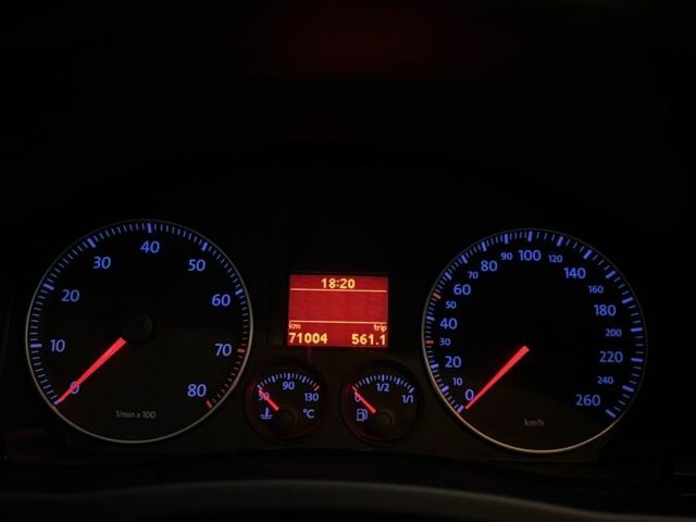 Чорний Фольксваген Golf Plus, об'ємом двигуна 1.6 л та пробігом 71 тис. км за 7100 $, фото 15 на Automoto.ua