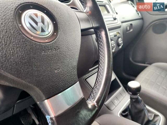 Черный Фольксваген Гольф Плюс, объемом двигателя 1.4 л и пробегом 129 тыс. км за 6499 $, фото 58 на Automoto.ua