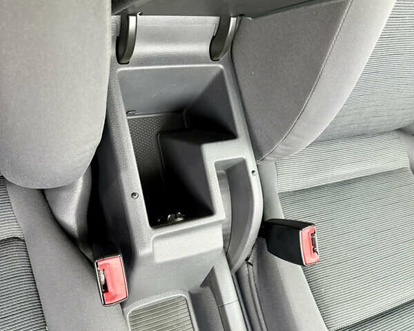 Чорний Фольксваген Golf Plus, об'ємом двигуна 1.6 л та пробігом 198 тис. км за 6800 $, фото 20 на Automoto.ua