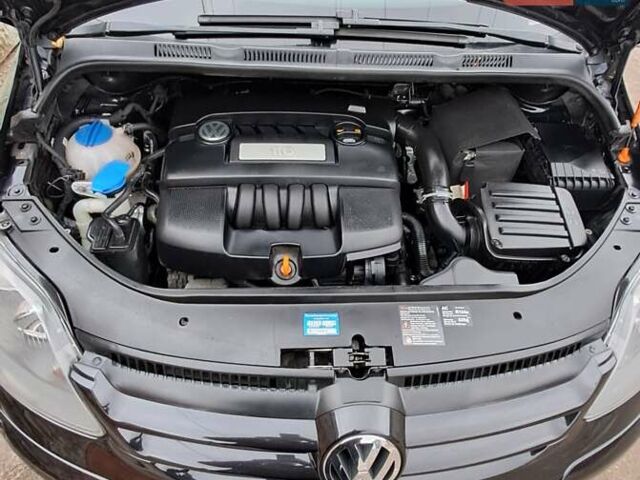 Черный Фольксваген Гольф Плюс, объемом двигателя 1.6 л и пробегом 193 тыс. км за 6650 $, фото 1 на Automoto.ua