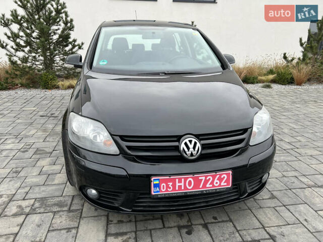 Черный Фольксваген Гольф Плюс, объемом двигателя 1.6 л и пробегом 249 тыс. км за 5850 $, фото 27 на Automoto.ua