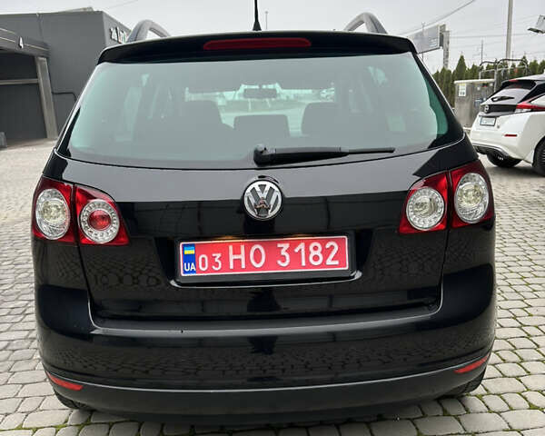 Черный Фольксваген Гольф Плюс, объемом двигателя 1.6 л и пробегом 165 тыс. км за 7350 $, фото 12 на Automoto.ua