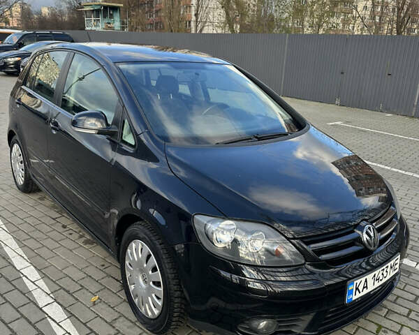 Чорний Фольксваген Golf Plus, об'ємом двигуна 1.6 л та пробігом 204 тис. км за 6300 $, фото 1 на Automoto.ua