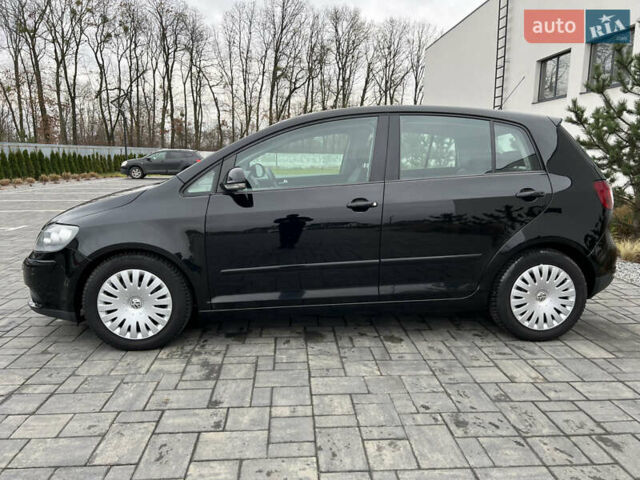 Черный Фольксваген Гольф Плюс, объемом двигателя 1.6 л и пробегом 249 тыс. км за 5850 $, фото 11 на Automoto.ua