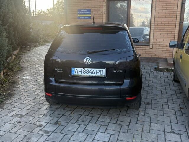 Черный Фольксваген Гольф Плюс, объемом двигателя 2 л и пробегом 207 тыс. км за 7500 $, фото 3 на Automoto.ua