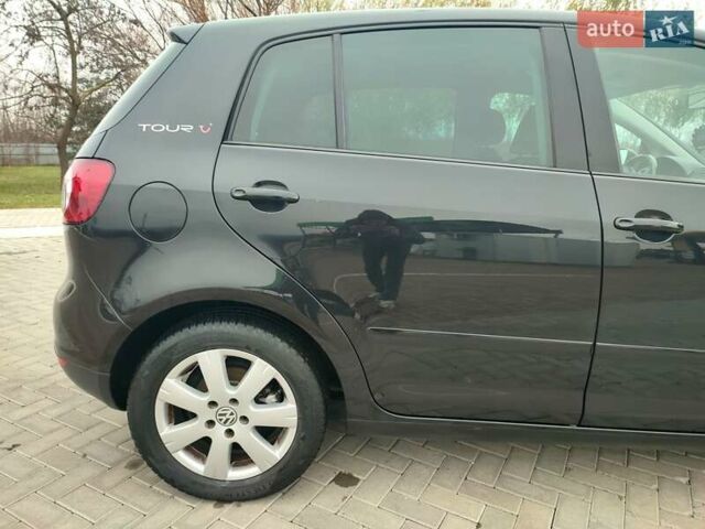 Черный Фольксваген Гольф Плюс, объемом двигателя 1.4 л и пробегом 129 тыс. км за 6499 $, фото 9 на Automoto.ua