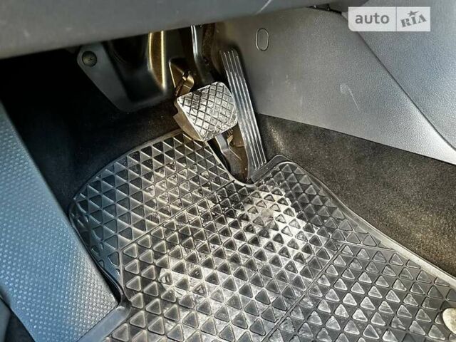 Черный Фольксваген Гольф Плюс, объемом двигателя 1.39 л и пробегом 194 тыс. км за 6450 $, фото 22 на Automoto.ua