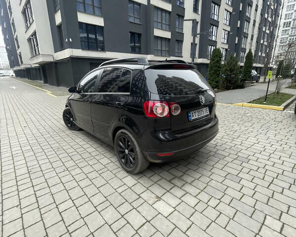 Черный Фольксваген Гольф Плюс, объемом двигателя 2 л и пробегом 267 тыс. км за 7800 $, фото 3 на Automoto.ua