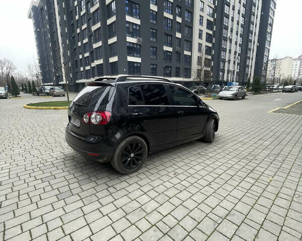 Черный Фольксваген Гольф Плюс, объемом двигателя 2 л и пробегом 267 тыс. км за 7800 $, фото 8 на Automoto.ua