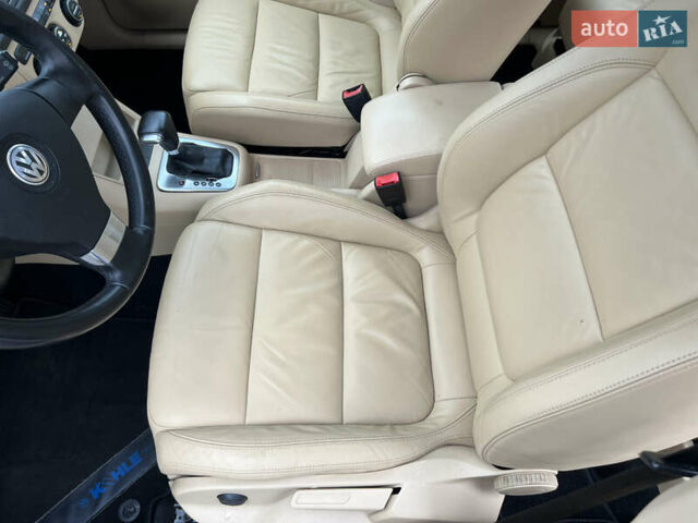 Чорний Фольксваген Golf Plus, об'ємом двигуна 1.6 л та пробігом 225 тис. км за 7799 $, фото 33 на Automoto.ua