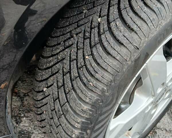 Черный Фольксваген Гольф Плюс, объемом двигателя 1.6 л и пробегом 174 тыс. км за 6399 $, фото 38 на Automoto.ua