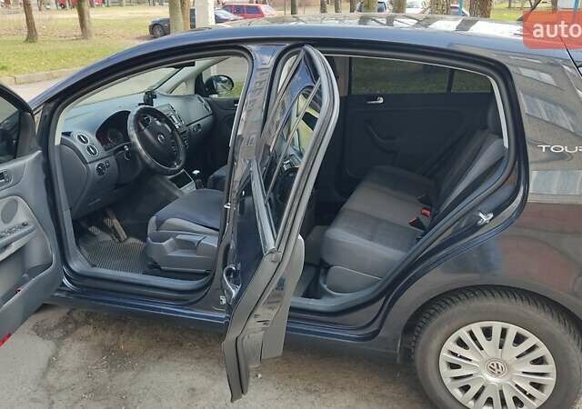 Черный Фольксваген Гольф Плюс, объемом двигателя 1.39 л и пробегом 265 тыс. км за 6900 $, фото 29 на Automoto.ua