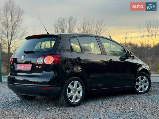 Черный Фольксваген Гольф Плюс, объемом двигателя 1.6 л и пробегом 160 тыс. км за 5999 $, фото 13 на Automoto.ua