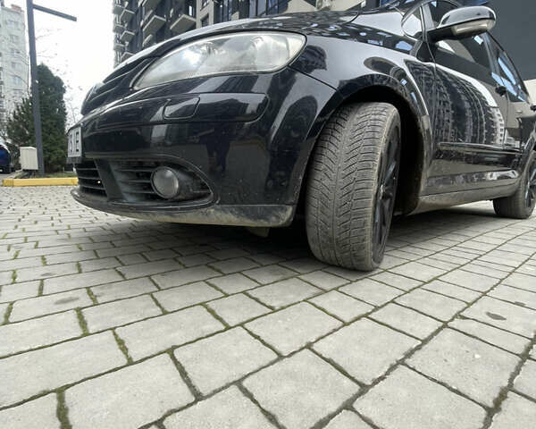 Черный Фольксваген Гольф Плюс, объемом двигателя 2 л и пробегом 267 тыс. км за 7800 $, фото 14 на Automoto.ua