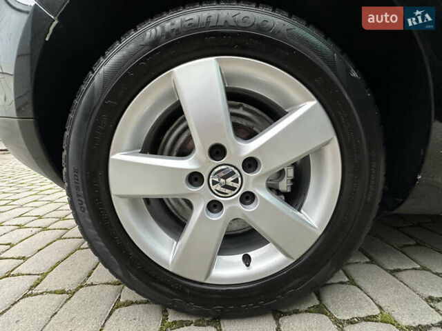 Черный Фольксваген Гольф Плюс, объемом двигателя 1.6 л и пробегом 165 тыс. км за 7350 $, фото 28 на Automoto.ua