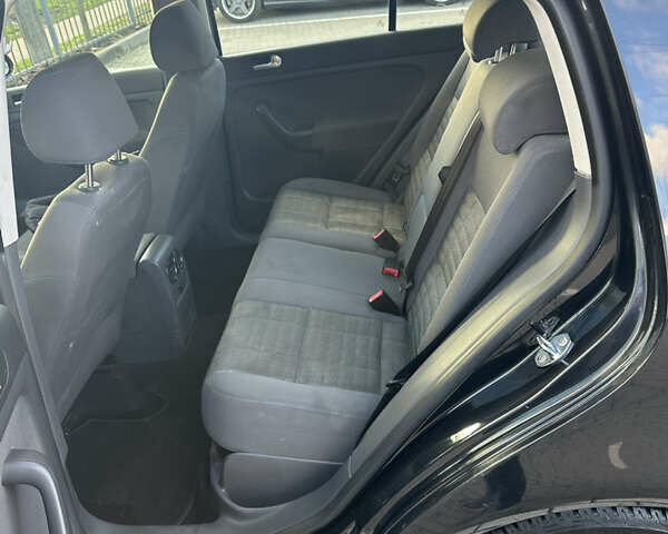 Чорний Фольксваген Golf Plus, об'ємом двигуна 1.6 л та пробігом 204 тис. км за 6300 $, фото 23 на Automoto.ua